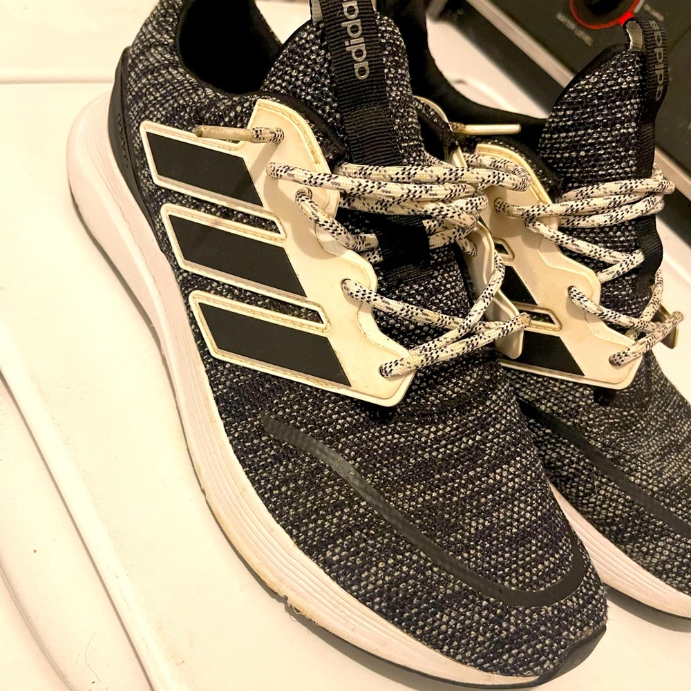 Adidas!!!